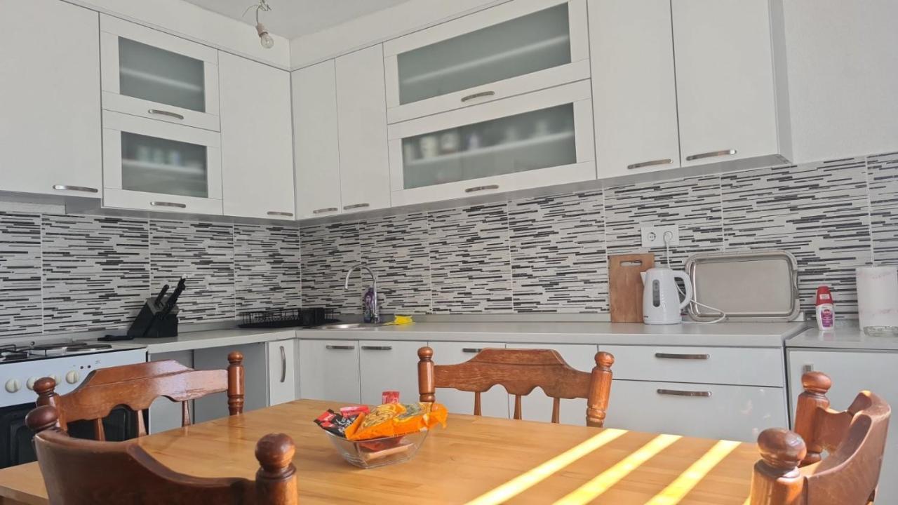 Apartman Kujovic SJJ Extérieur photo